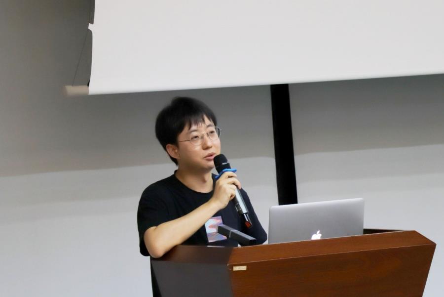 讲座：厦门金台夕照文化传媒有限公司执行董事王卿来我院举行讲座《摄影的职业化：从爱好者成为工作室创始人》
