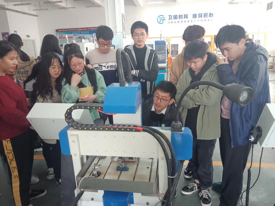 艺术设计专业：探索“工学交替”展现新型教学模式
